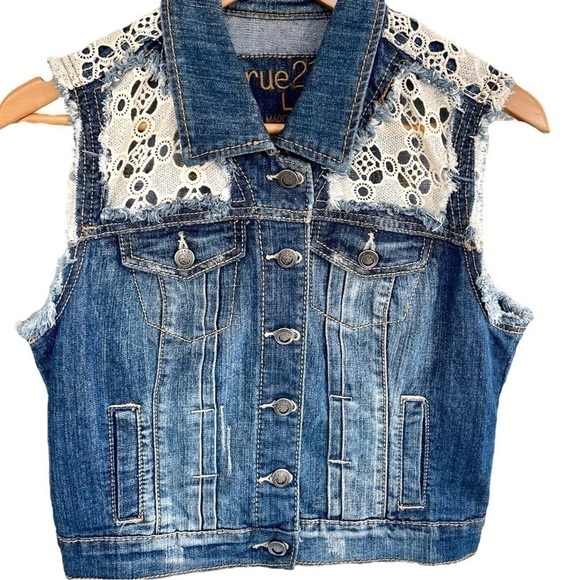 Rue 21 denim and lace vest, size L, cotton/poly/spandex, excellent condition - Picture 2 of 4